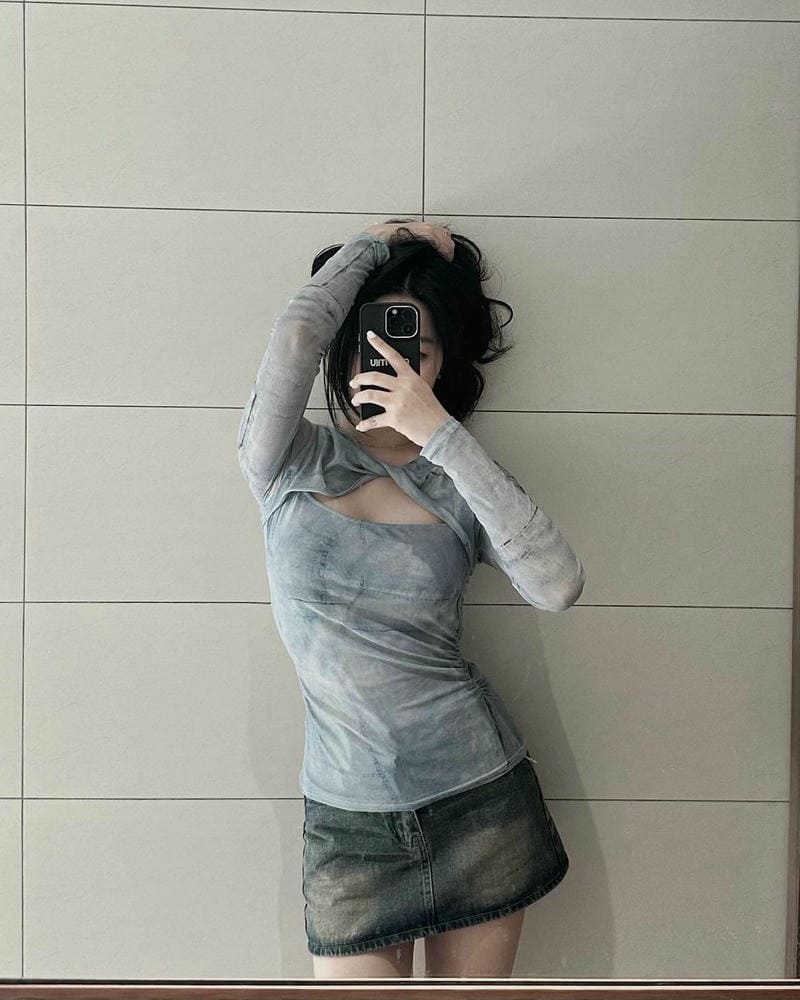 Ảnh girl xinh che mặt chất với gu thời trang cực hấp dẫn