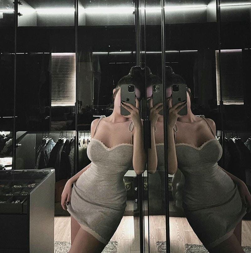 hòa quyện giữa phong cách cá tính và vẻ đẹp đầy cuốn hút.