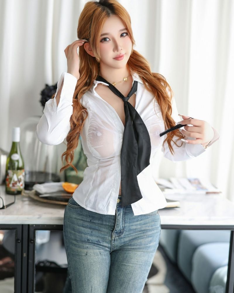 Ảnh gái xinh mặc đồ lót xuyên thấu gợi cảm và nóng bỏng