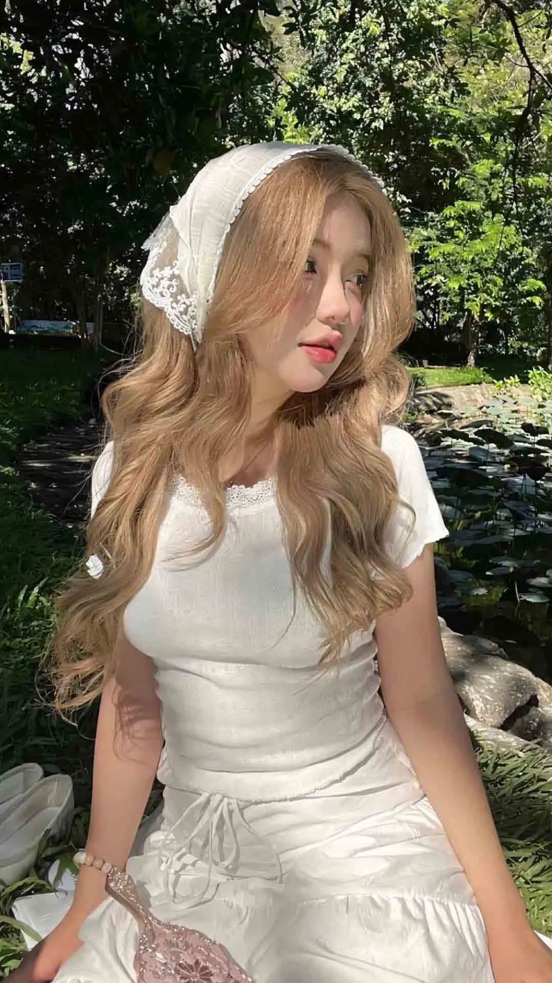 Ảnh gái xinh dịu dàng và lôi cuốn mọi ánh nhìn