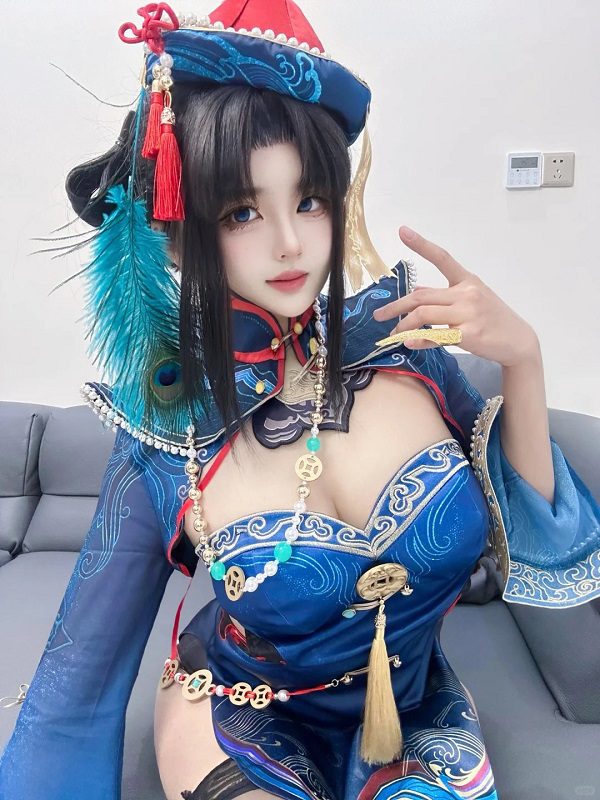 Ngắm nhìn bộ ảnh cosplay cực kỳ sexy, quyến rũ của cô nàng xinh đẹp