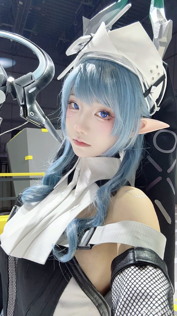 Ảnh Gái Xinh Cosplay Nhân Vật Anime Nóng Bỏng Mắt