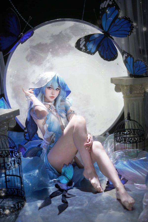 Ảnh cosplay hồ ly váy ngắn gợi cảm
