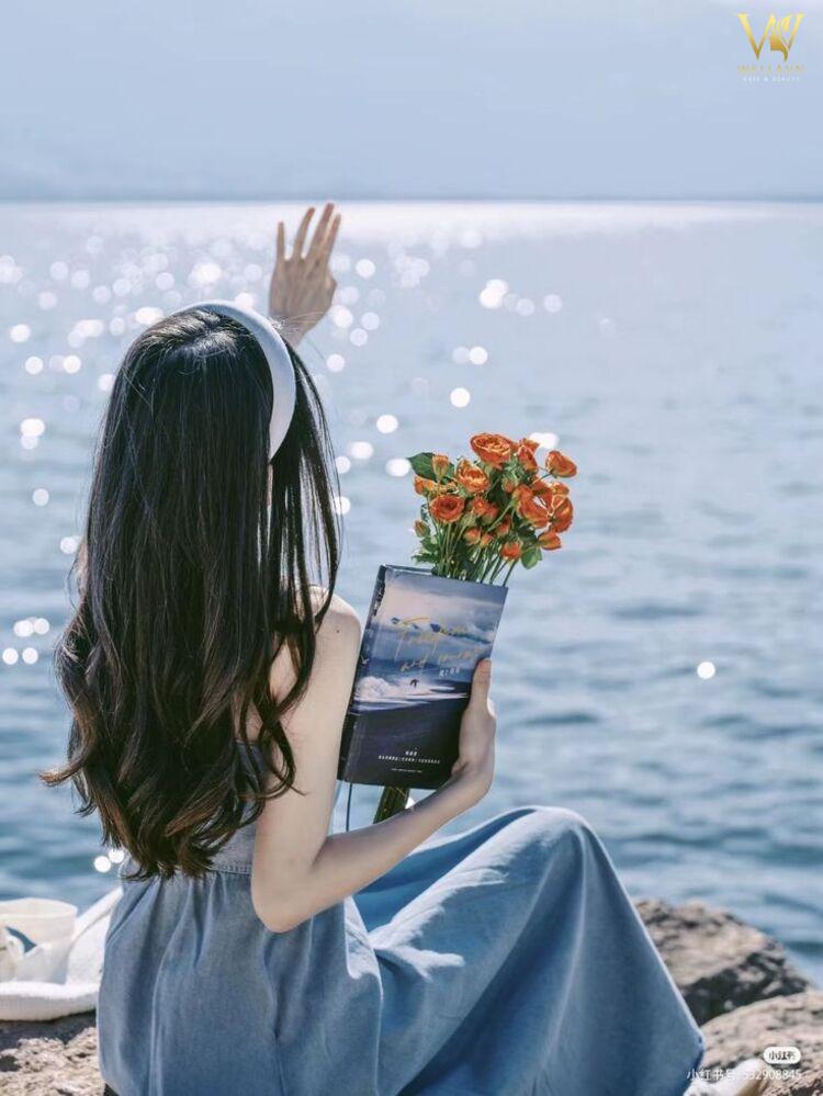 Gái xinh che mặt cute