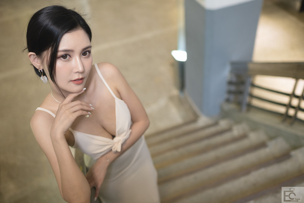 Bộ ảnh gái ngực to, tròn, sexy nhất Việt Nam