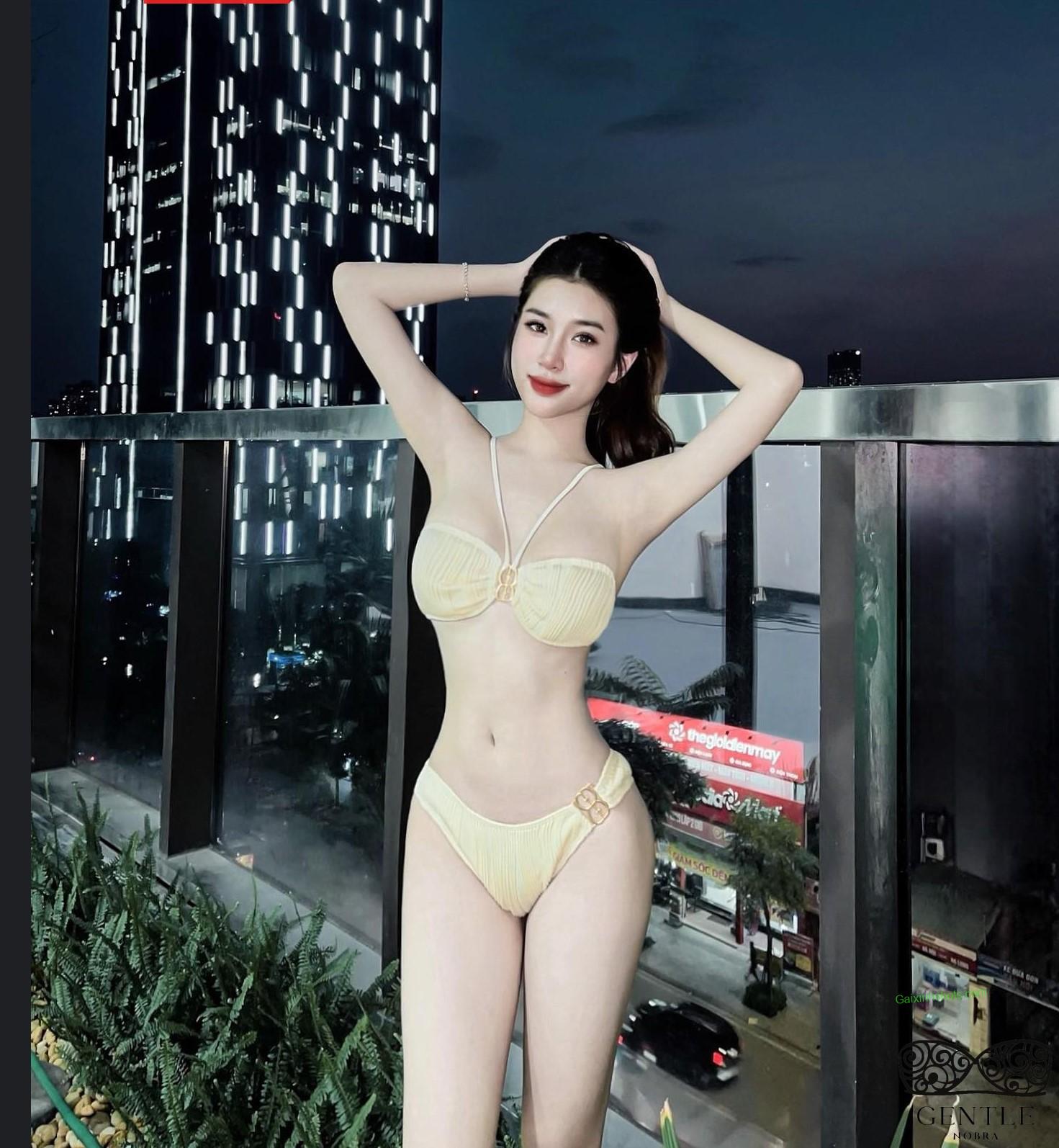 Ảnh bikini đi biển gái xinh Việt quyến rũ