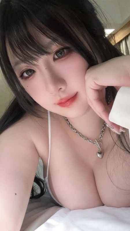 Hình gái xinh cực phẩm múp rụp