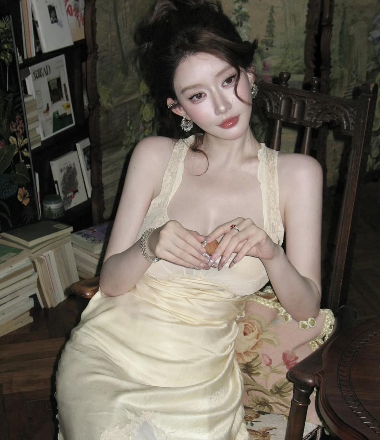 Hình ảnh gái xinh cười đẹp, dễ thương, cuốn hút