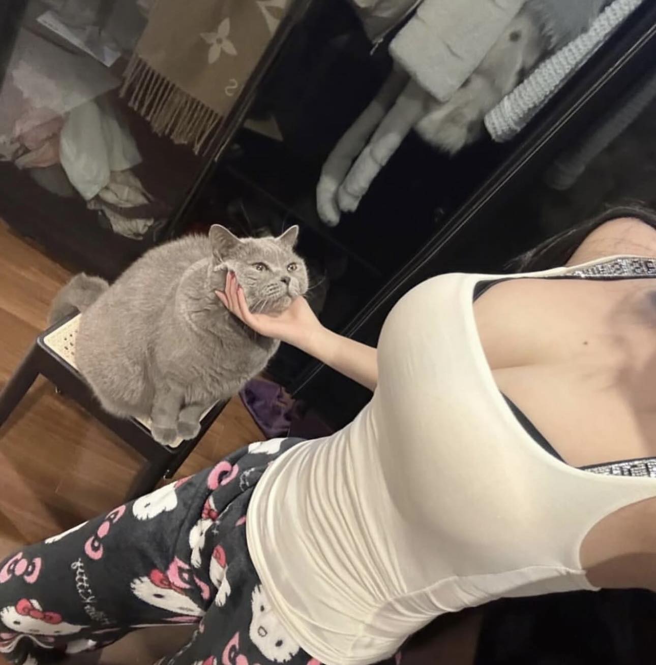 Ảnh girl xinh cute dễ thương làm tan chảy trái tim chàng