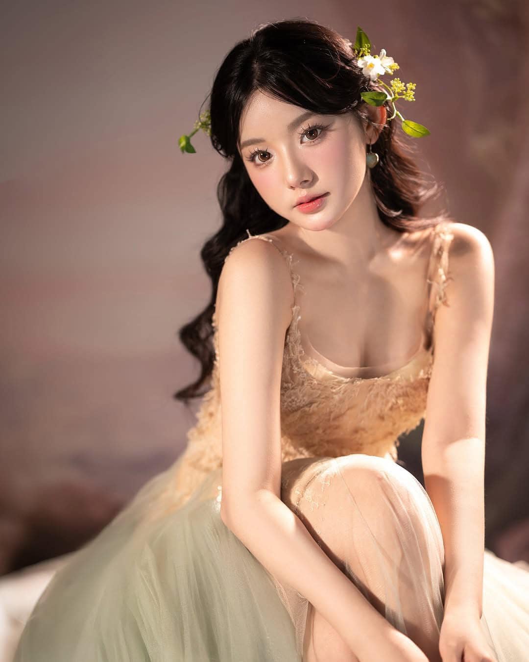 Ảnh girl xinh thu hút với phong cách năng động và hiện đại