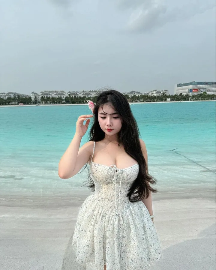 Ảnh cô gái Việt Nam xinh đẹp, dễ thương đang hot nhất 2025