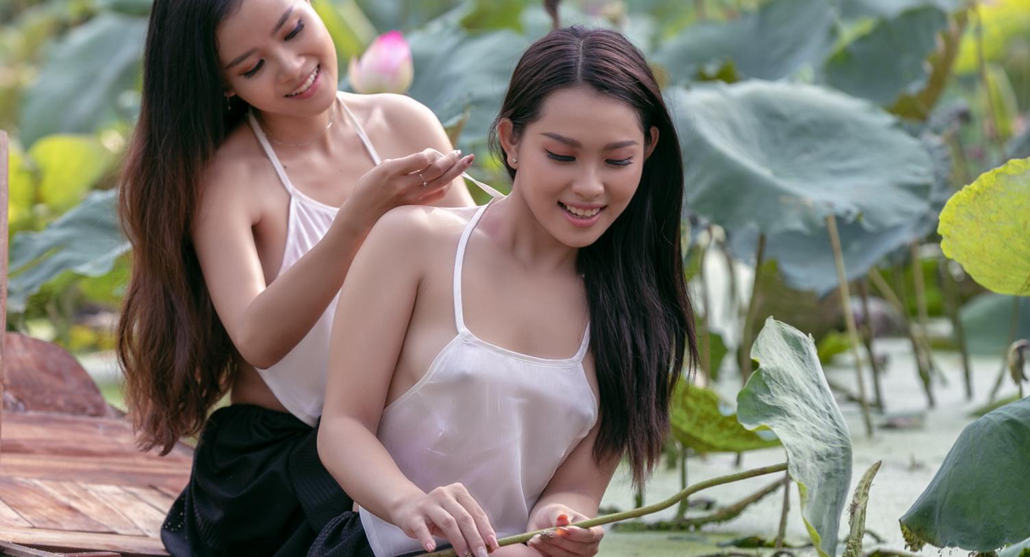 Ảnh gái xinh sexy lộ hàng nhìn cực nứng cặc