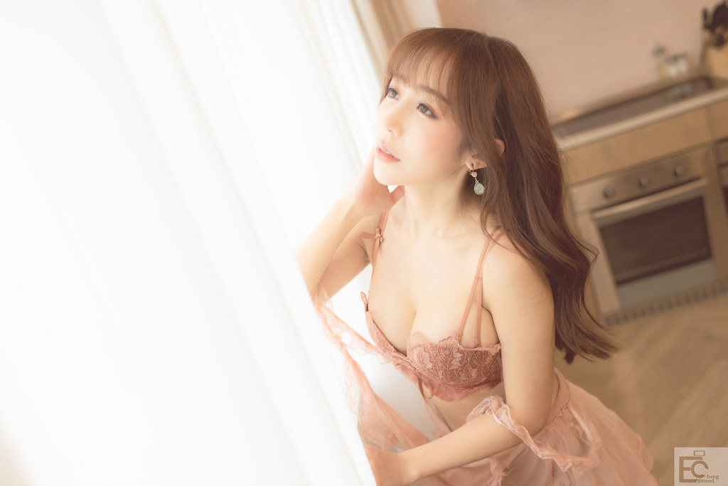 Hình ảnh gái xinh mặc bikini sexy giúp chị em tự tin