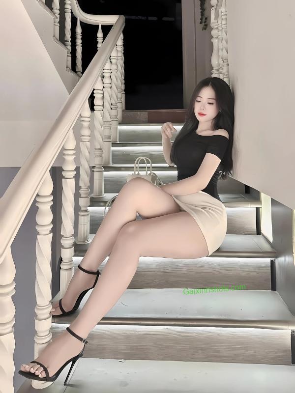 Ảnh Gái Xinh Mặc Váy Ngắn Sexy, Quyến Rũ Đàn Ông