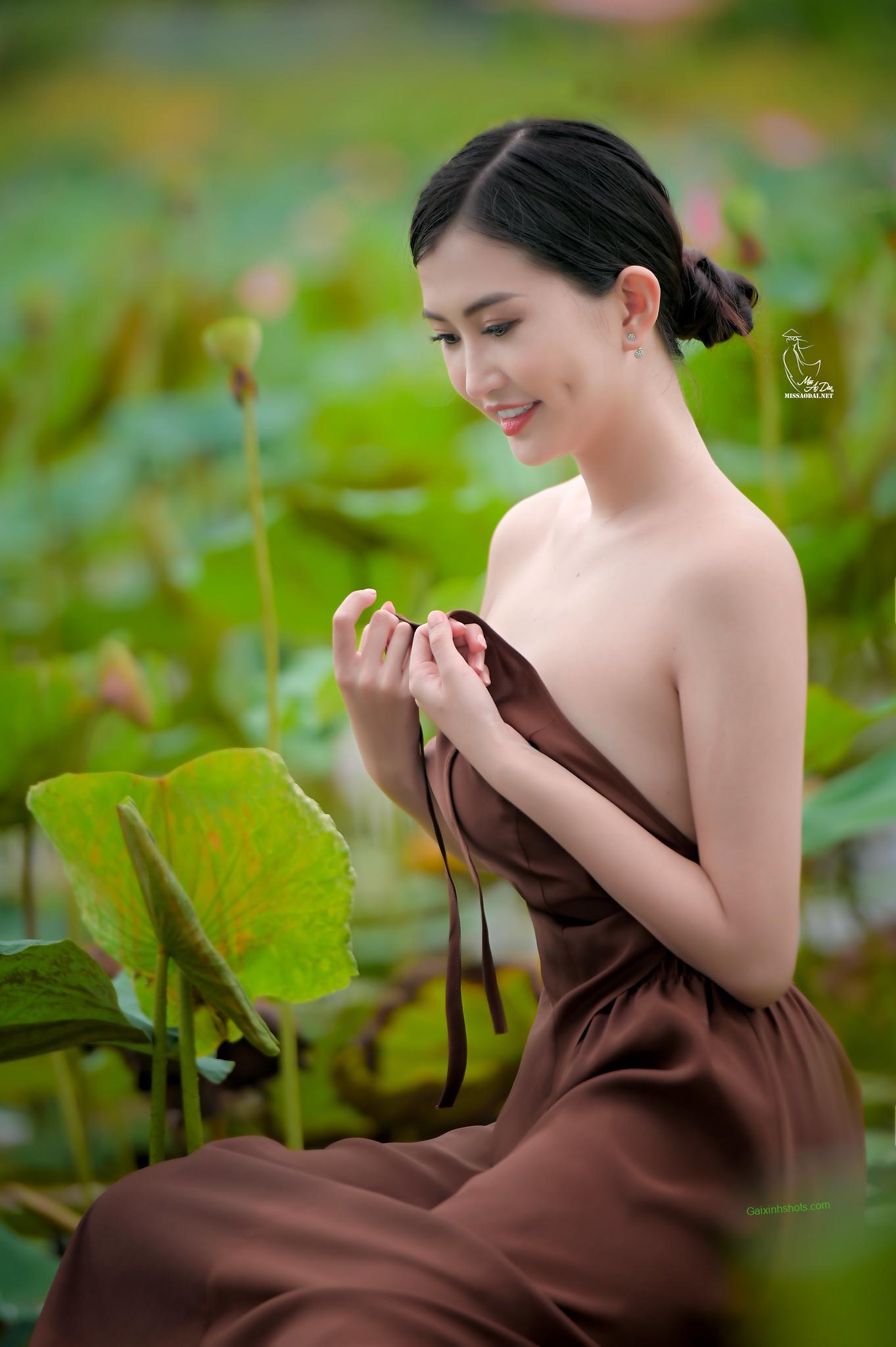 Ảnh Gái Vú To Gợi Cảm Và Sức Hút Của Phụ Nữ Hiện Đại