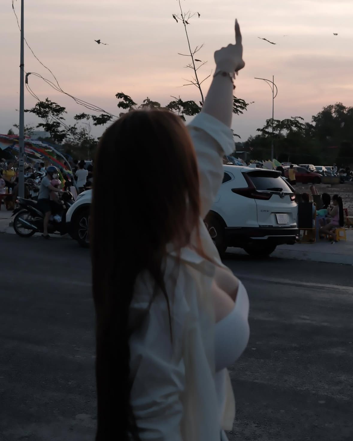 Hình ảnh vòng 1 to girl xinh ảnh ngực vú to gợi cảm