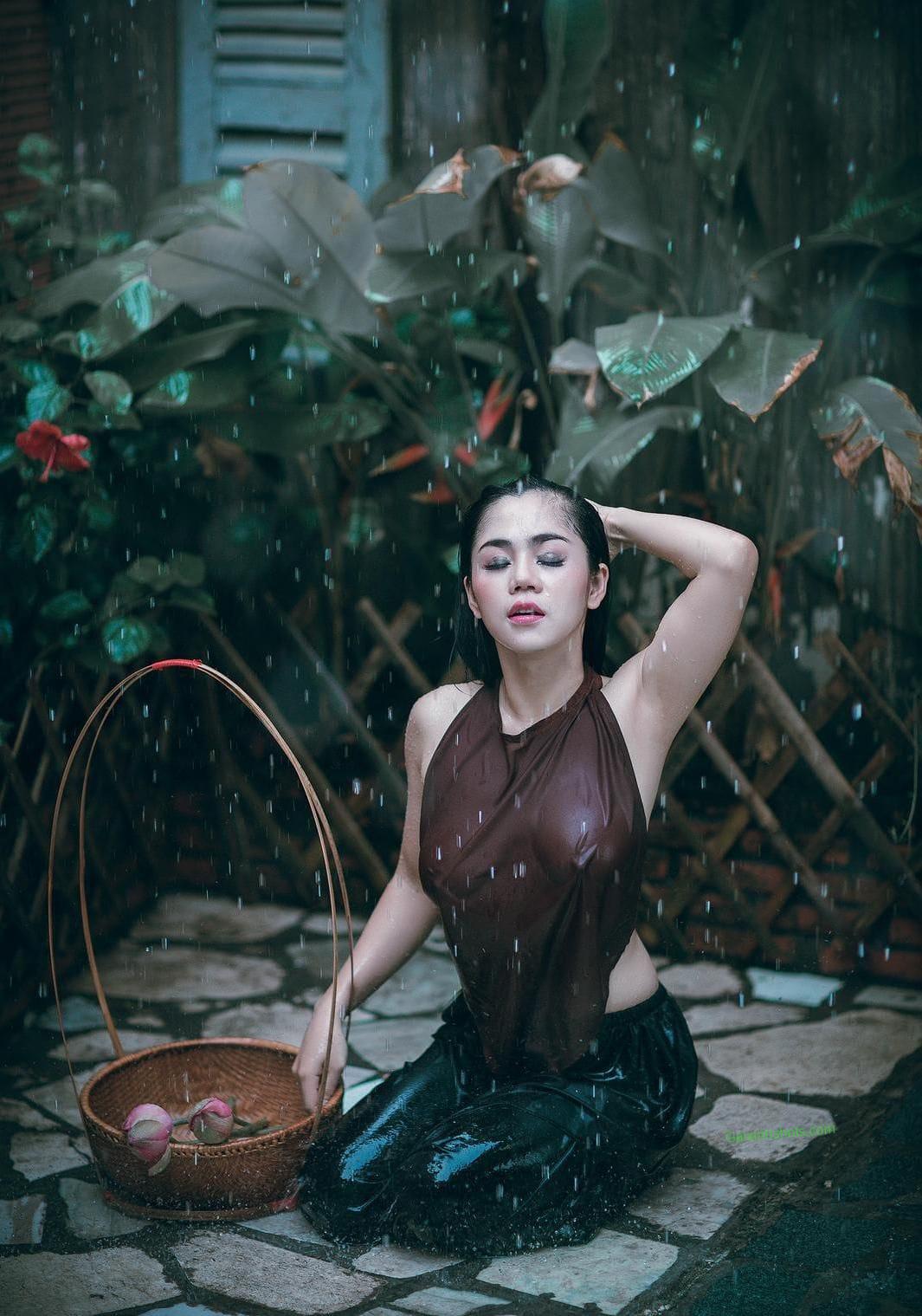 Ảnh gái xinh vú to bự, khoe ngực đẹp dú khủng không che