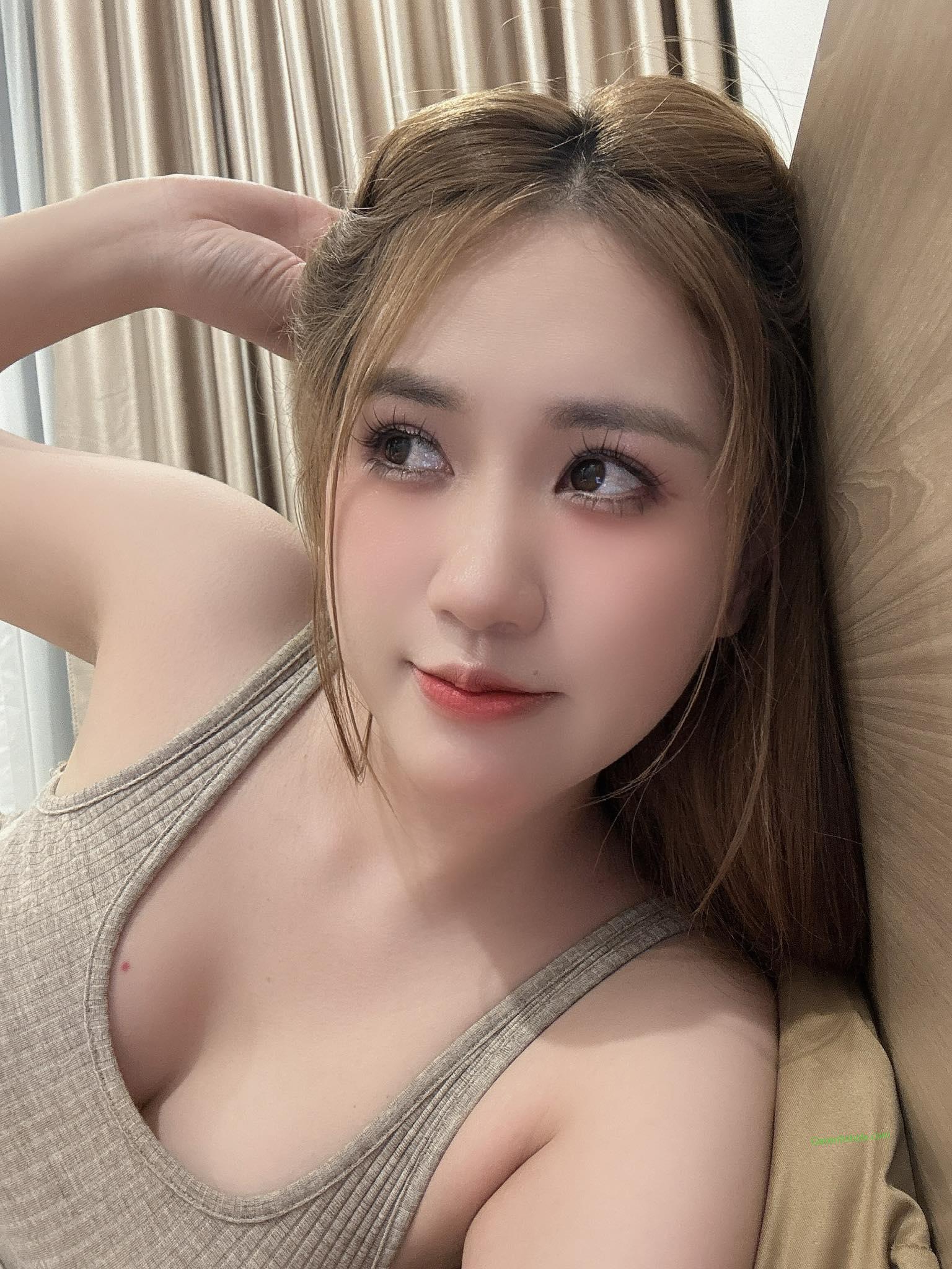 Tuyển tập hình ảnh gái xinh vú đẹp căng tròn