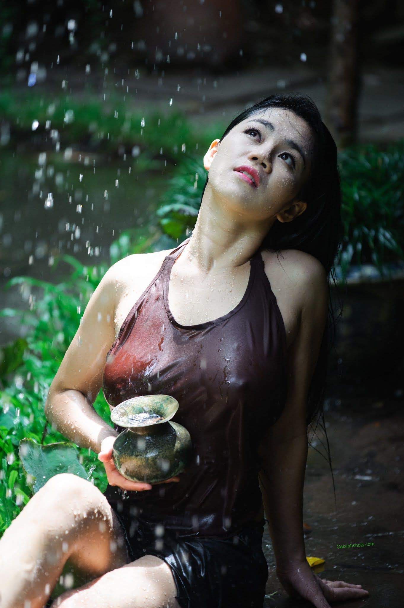 Ảnh gái xinh show hàng không che - Gái khoe hàng mới nhất