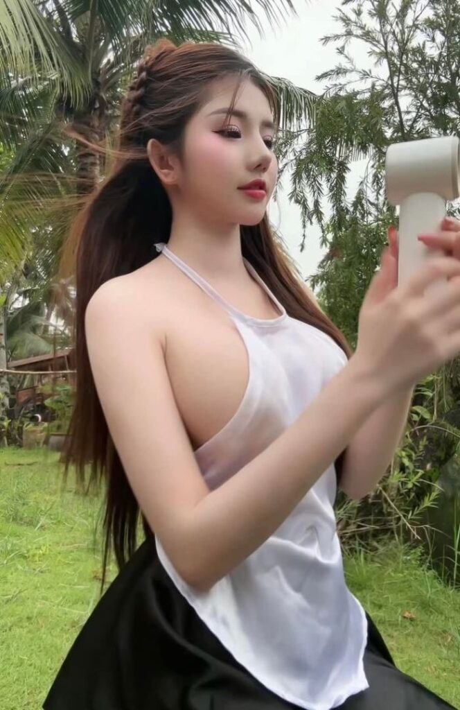 ảnh gái vú to khủng ,gái xinh Thả Rông Vòng 1 Lộ Núm hồng