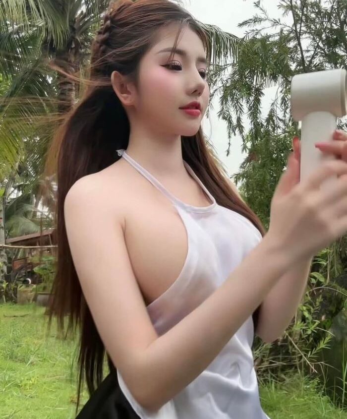 ảnh gái vú to khủng ,gái xinh Thả Rông Vòng 1 Lộ Núm hồng