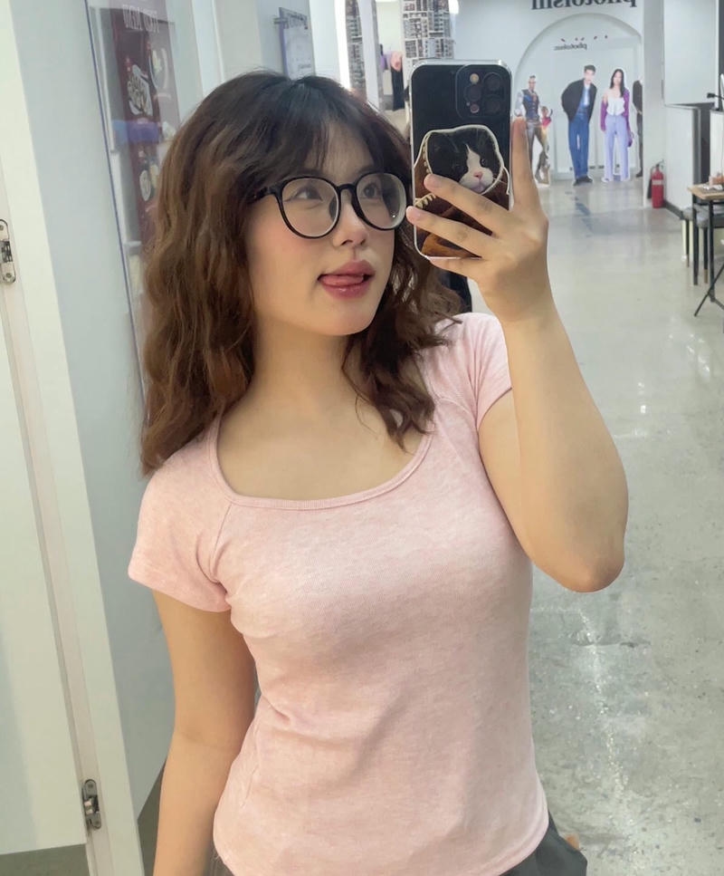 Những hình ảnh gái xinh tỏa sáng với vẻ đẹp khó cưỡng