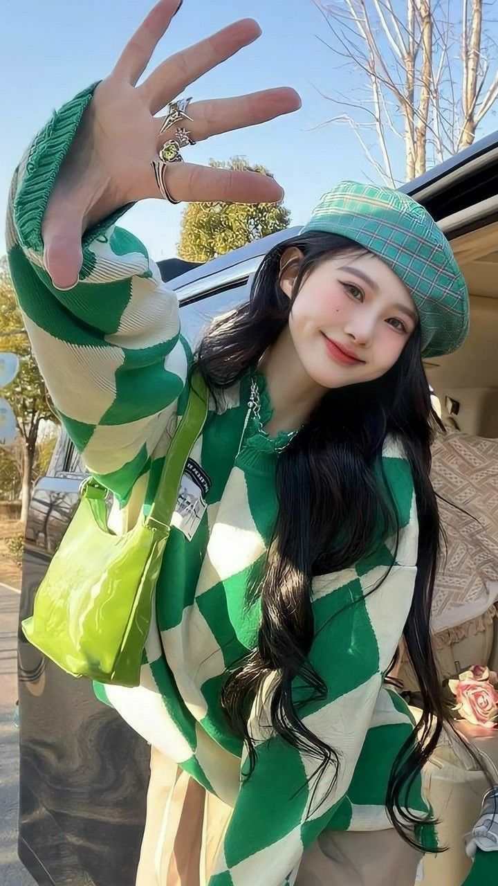 Hình ảnh xinh đẹp của gái xinh trên mxh