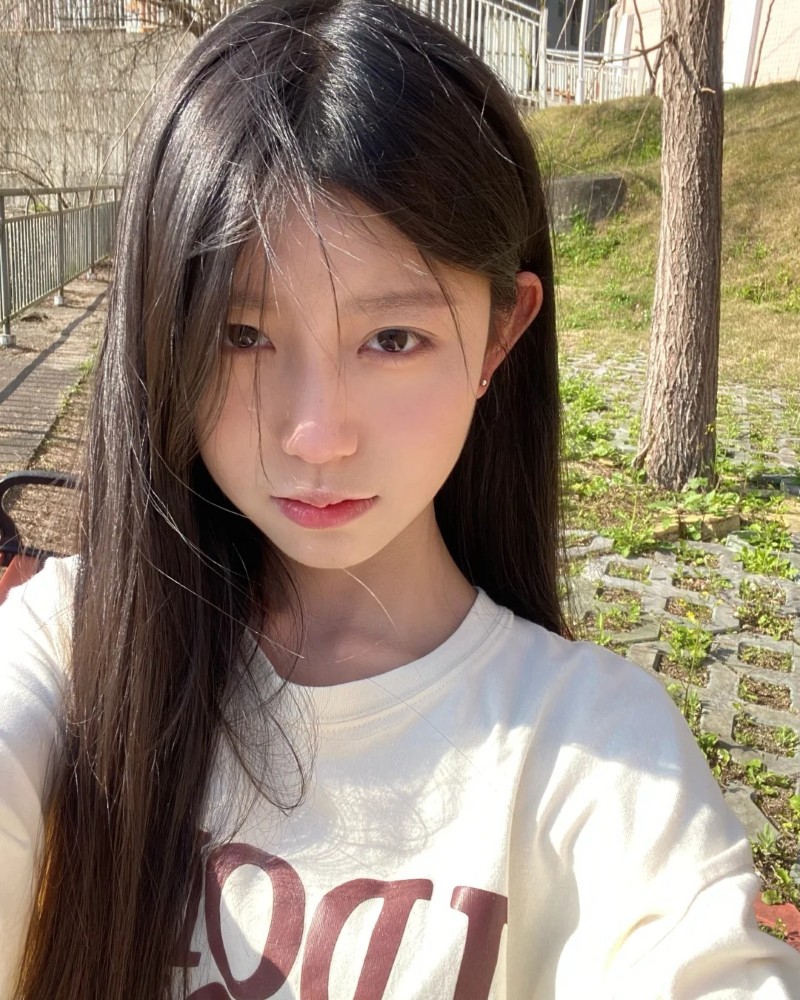 Hình em học sinh cute, dễ thương, xinh nhất hiện nay