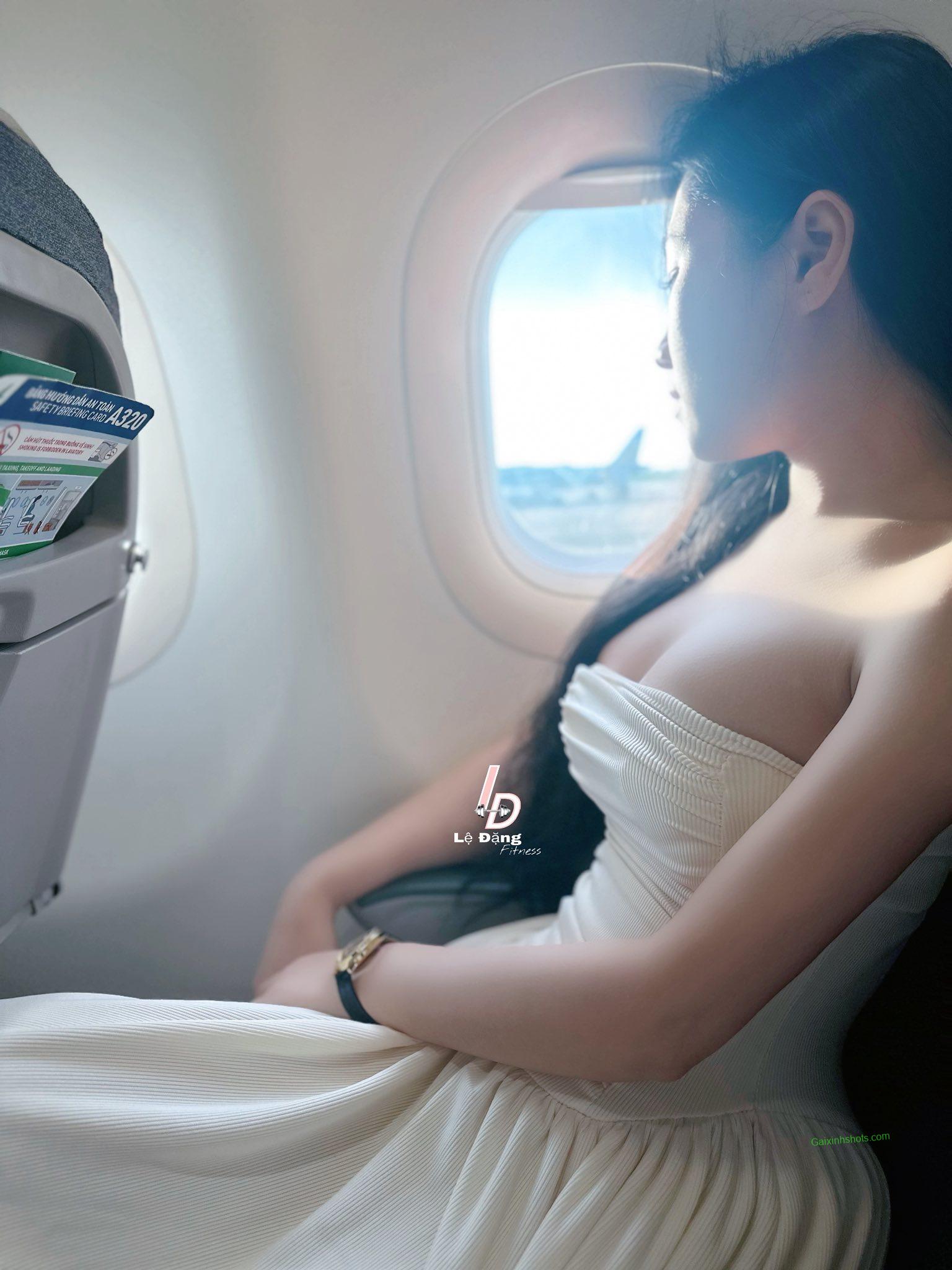 Ảnh gái xinh khoe hàng sexy nóng bỏng nhìn cực hấp dẫn