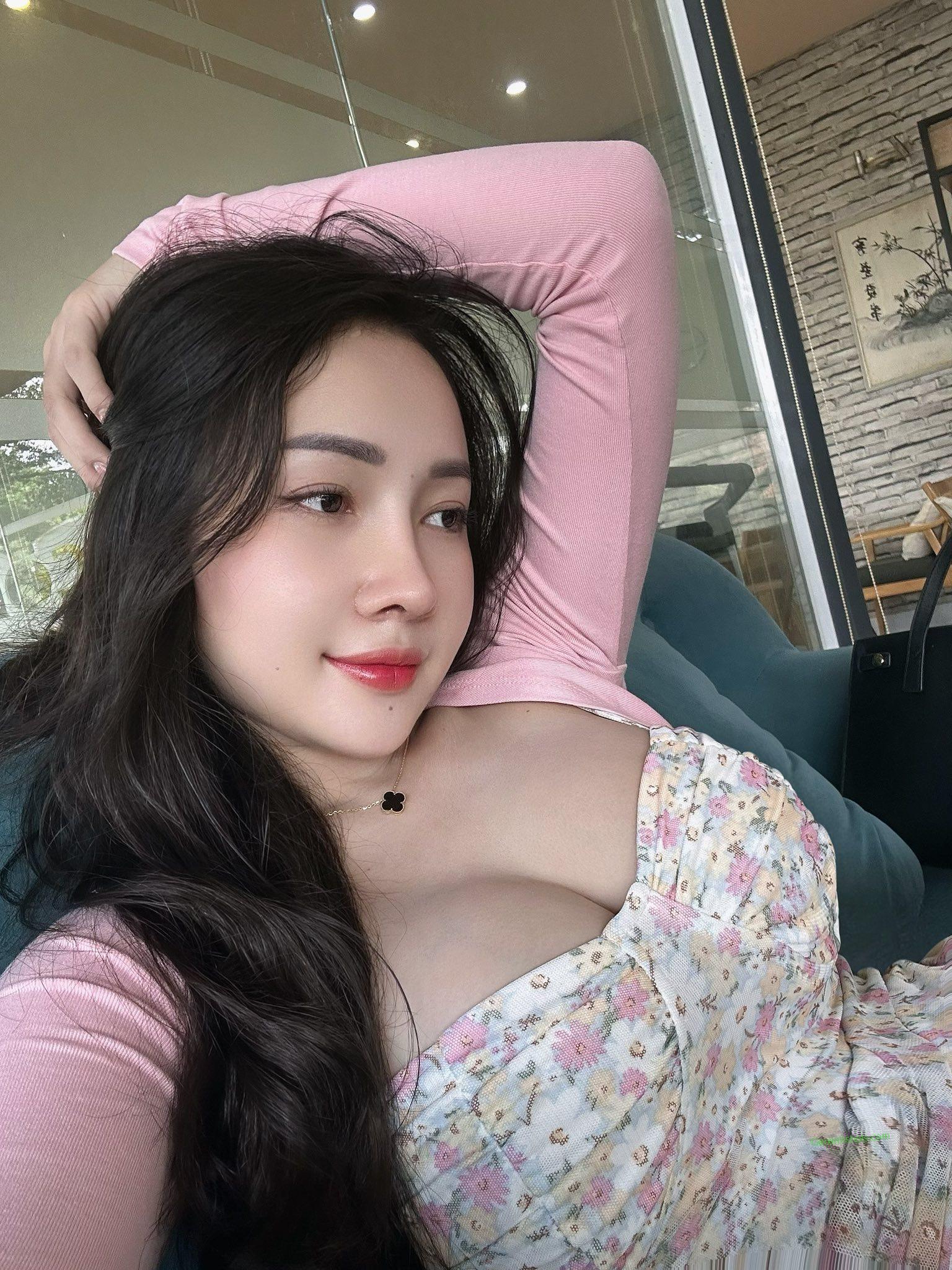 Ngắm ảnh nude girl Việt Nam ngực khủng show hàng nóng