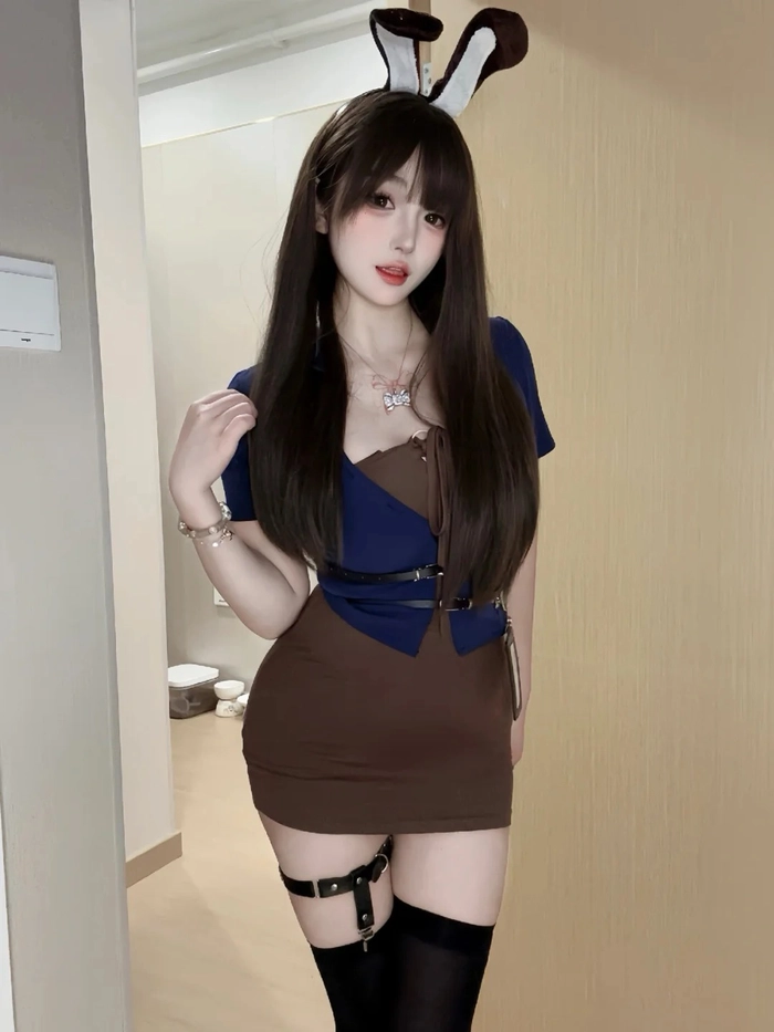 Váy ngắn không chỉ đẹp mà còn rất có hồn