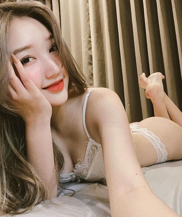 Ảnh gái xinh mặc bikini siêu nhỏ sexy cháy hết nấc