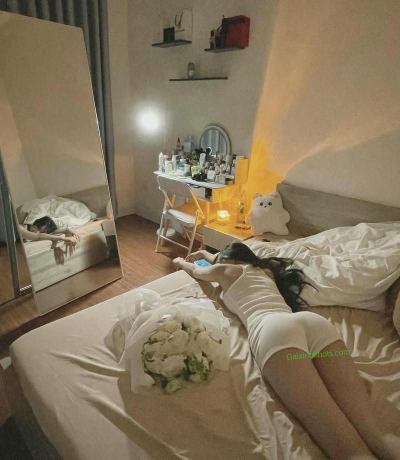 Vẻ đẹp bốc lửa từ vòng 3 quyến rũ