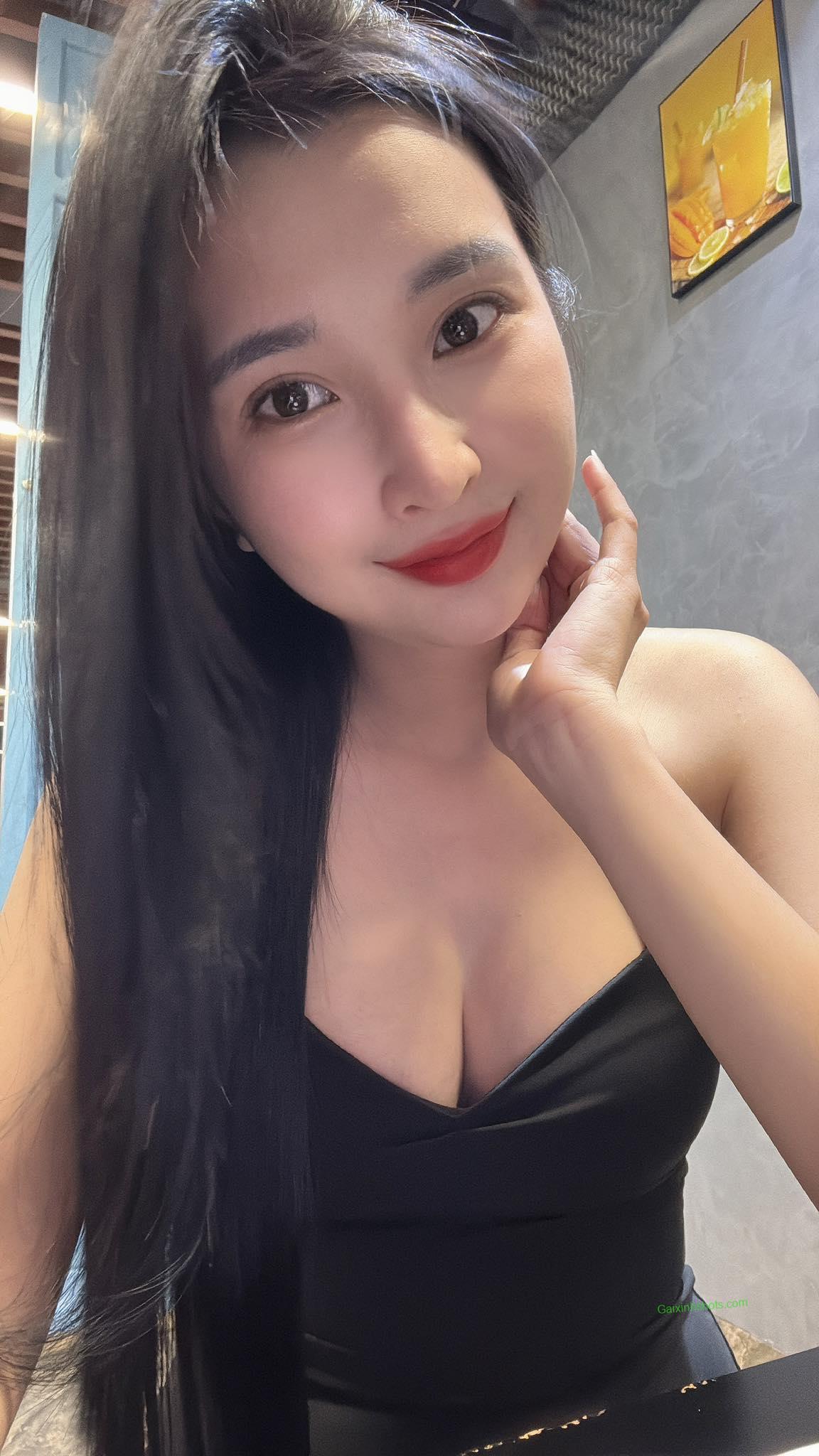 Ảnh gái ngực to, tròn, sexy nhất Việt Nam