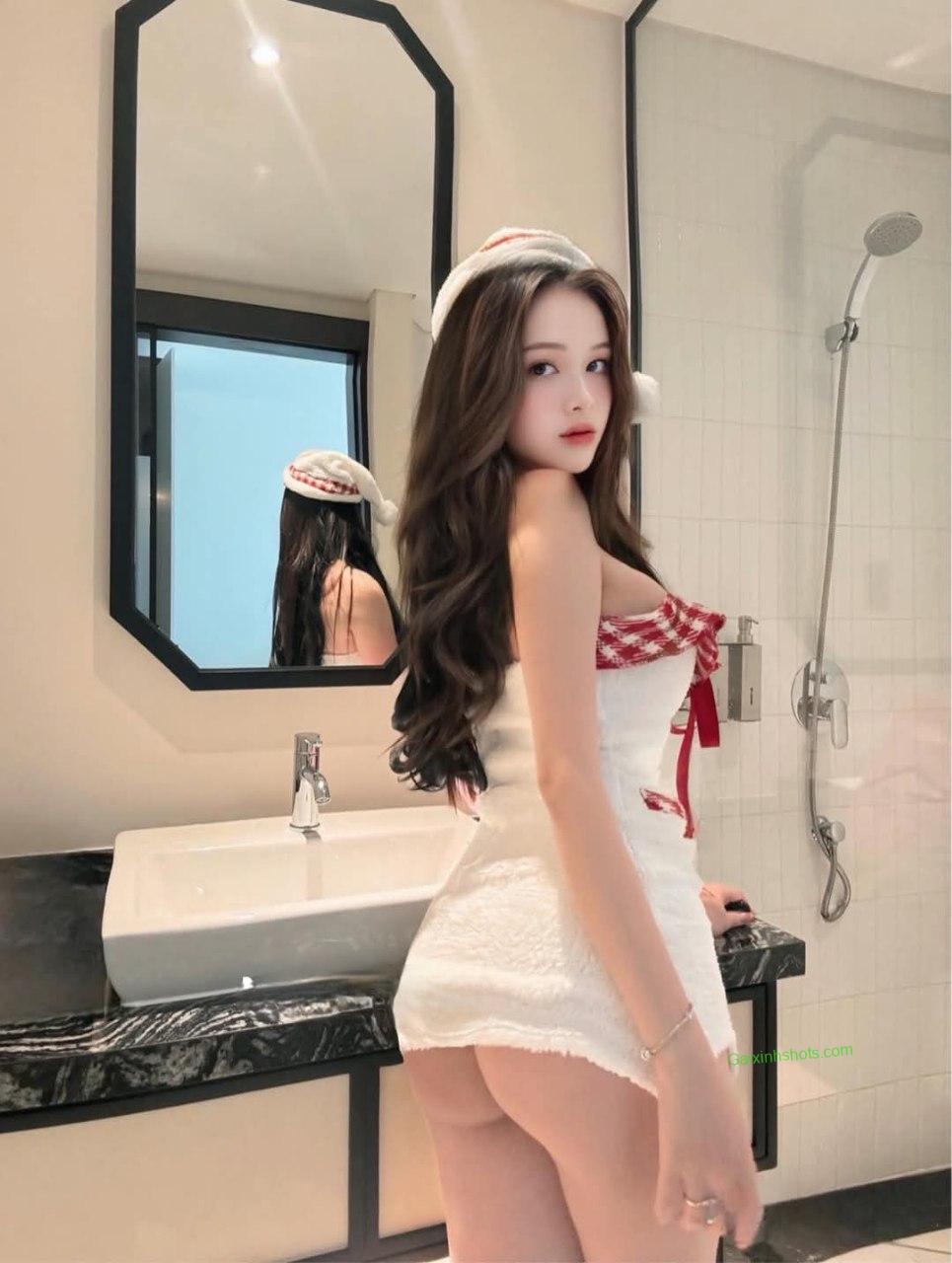 Ảnh gái múp xinh đẹp, nóng bỏng múp rụp cực đã mắt