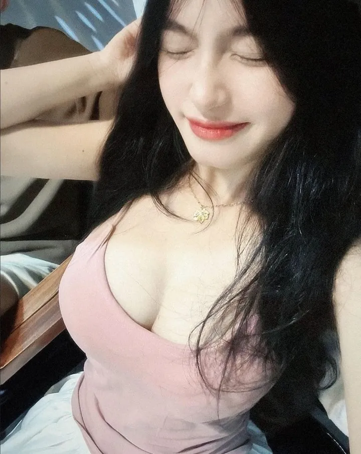 Bộ ảnh gái ngực to, tròn, sexy nhất Việt Nam