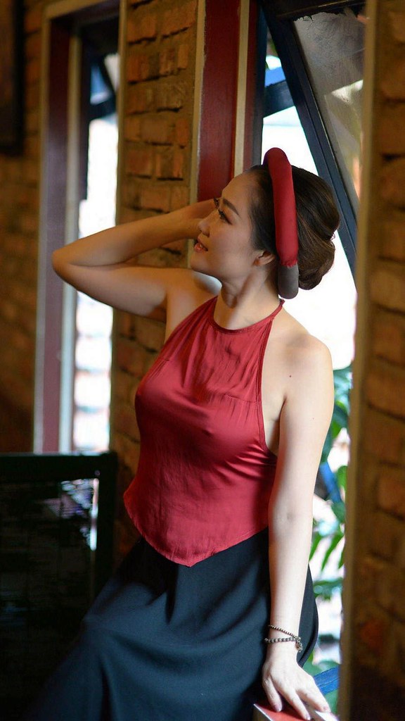 ẢNH GÁI XINH SEXY VỚI "HÀNG NGON" CHẢY NƯỚC