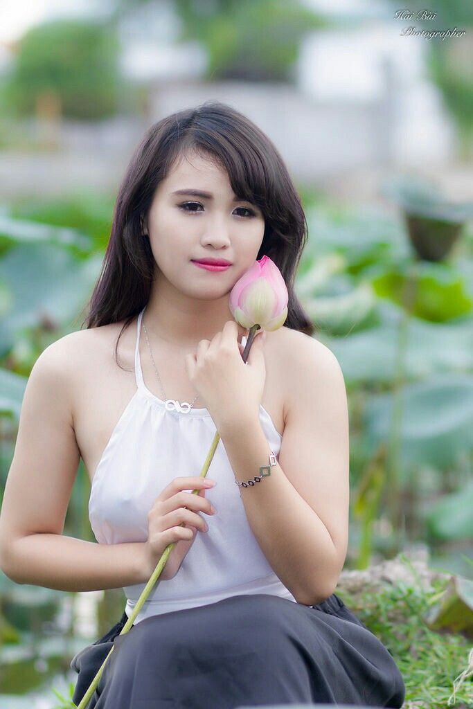 Ảnh gải xinh khỏa thân không che, để lộ hàng hở vú ngọt