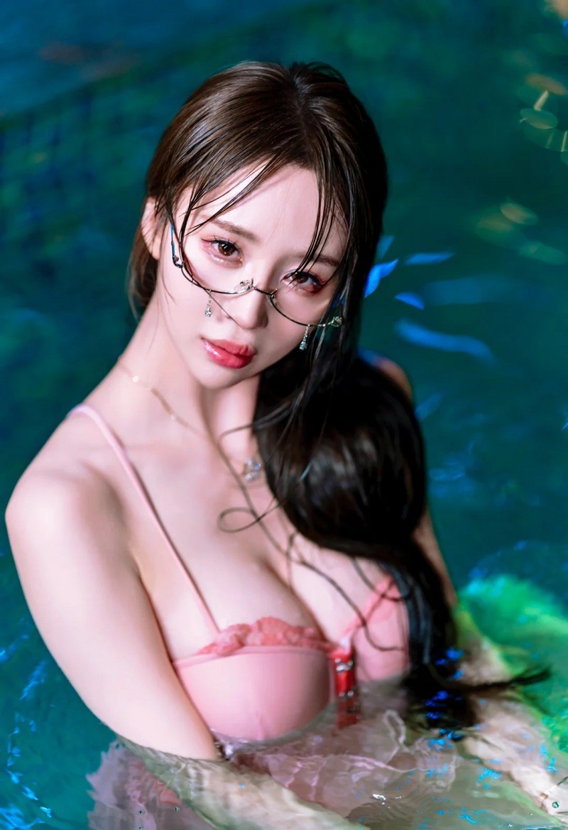 Ảnh Gái Xinh Mặc Bikini: Vẻ Đẹp Quyến Rũ