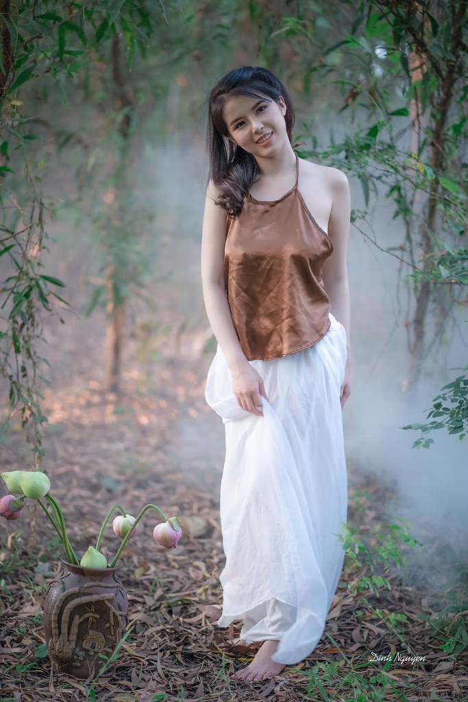 Ảnh gái xinh lộ đầu ti