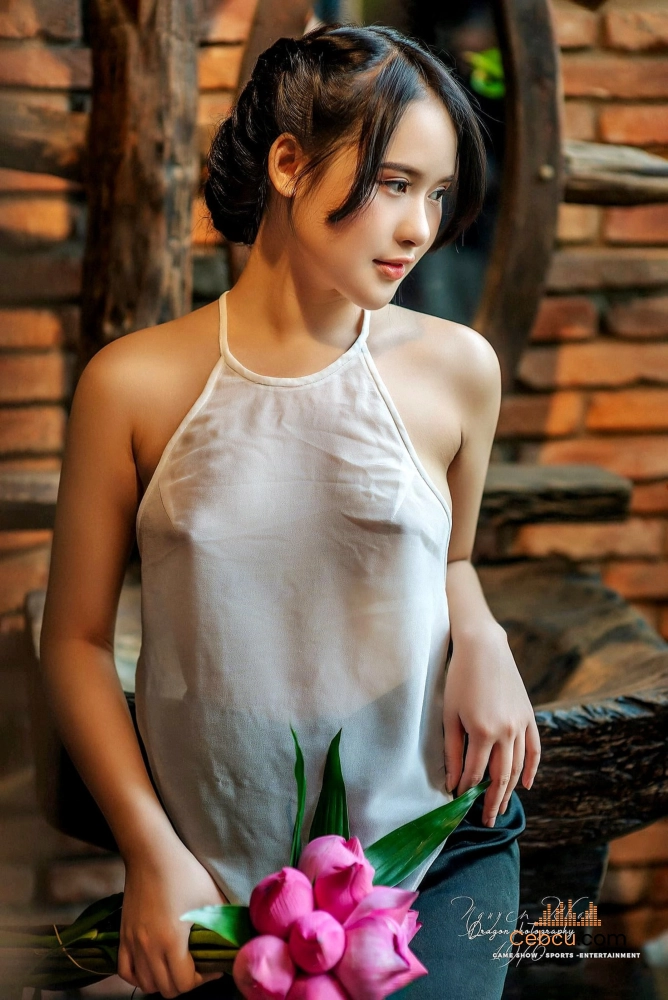 Hình ảnh gái xinh khỏa thân lộ hàng nóng bỏng nhìn là nứng