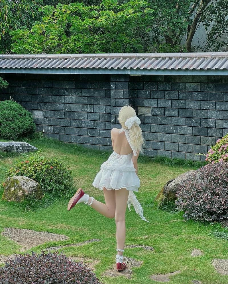 Bức Ảnh Cô Gái Quay Lưng - Những Tuyệt Tác Của Tạo Hóa