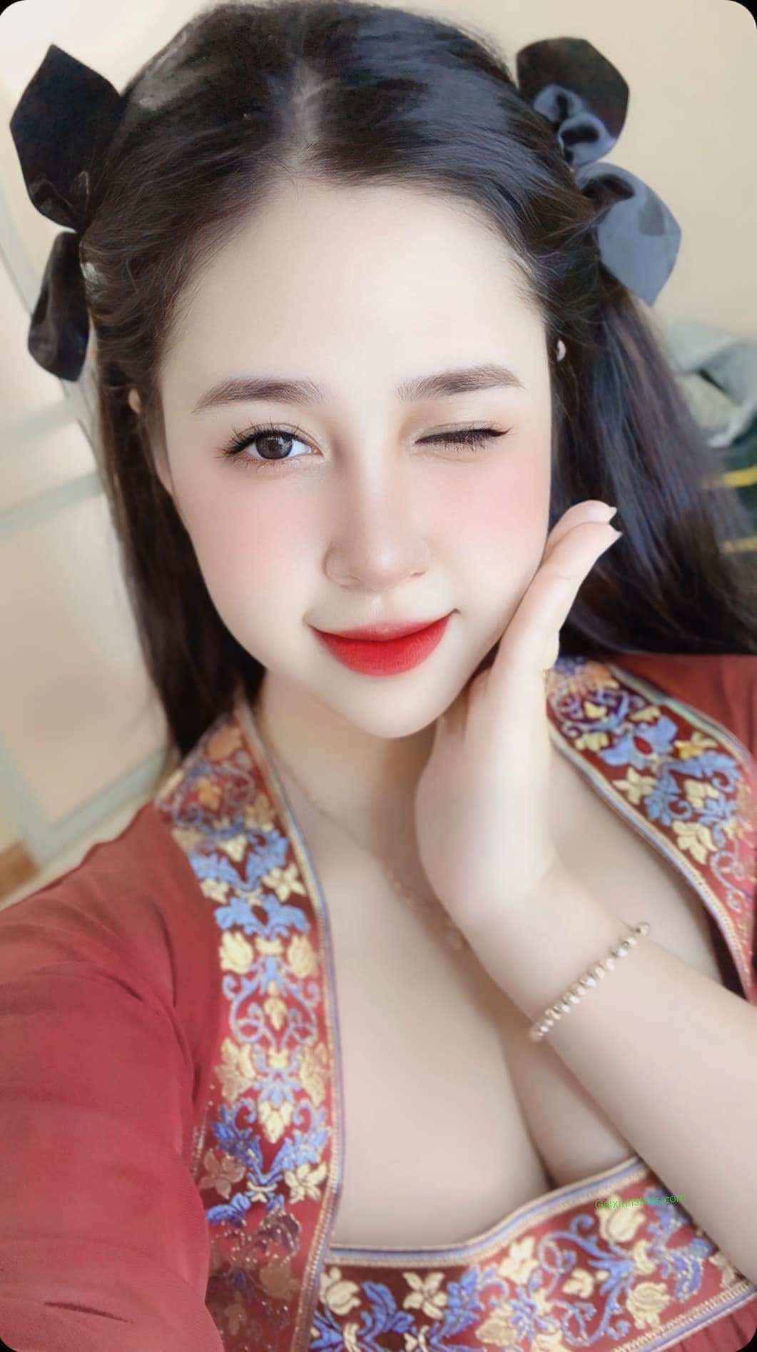 Ảnh gái xinh chụp ảnh, tạo nên những khoảnh khắc đẹp khó quên