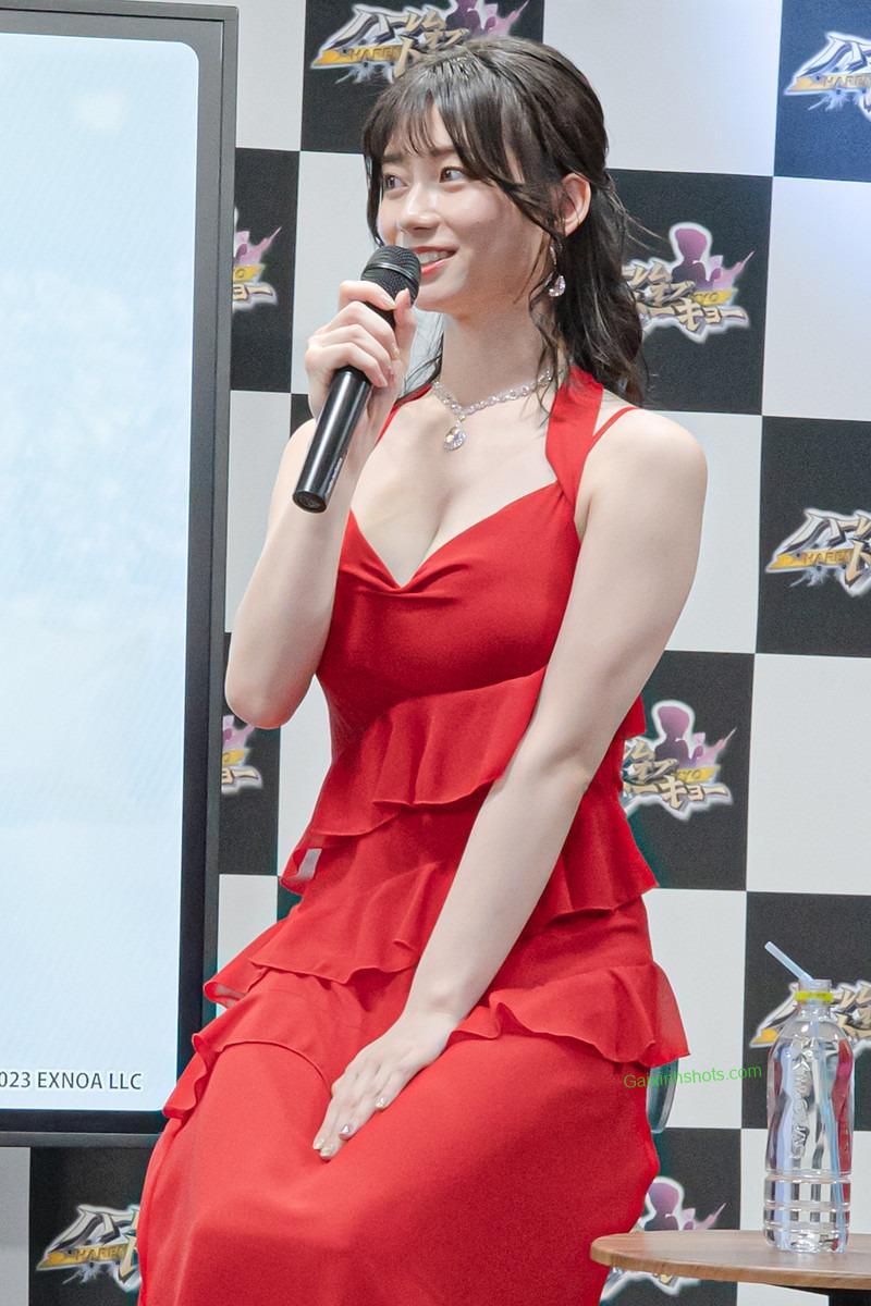 Gương mặt xinh, vóc dáng nổi bật